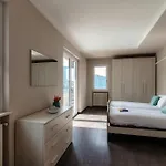 דירה Amazing View - Bymyhomeincomo מולטראזיו