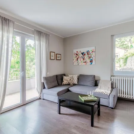 Amazing View - Bymyhomeincomo Apartment Moltrasio