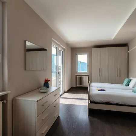 Apartment Amazing View - Bymyhomeincomo Moltrasio