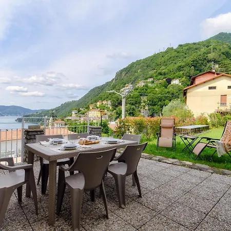 Amazing View - Bymyhomeincomo Apartment