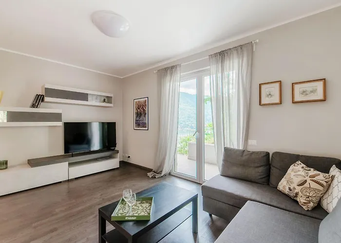 Amazing View - Bymyhomeincomo מולטראזיו