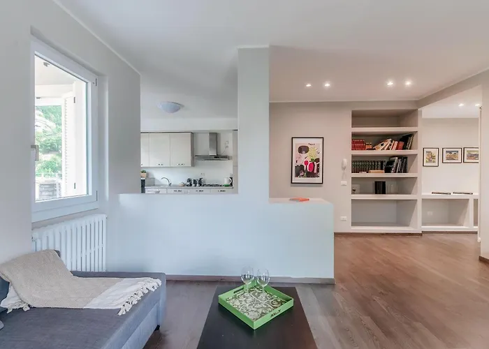 Amazing View - Bymyhomeincomo דירה מולטראזיו