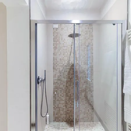 아파트 Amazing View - Bymyhomeincomo 몰트라지오