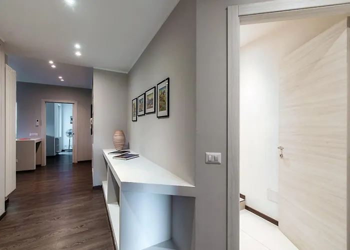 Amazing View - Bymyhomeincomo Apartmán
